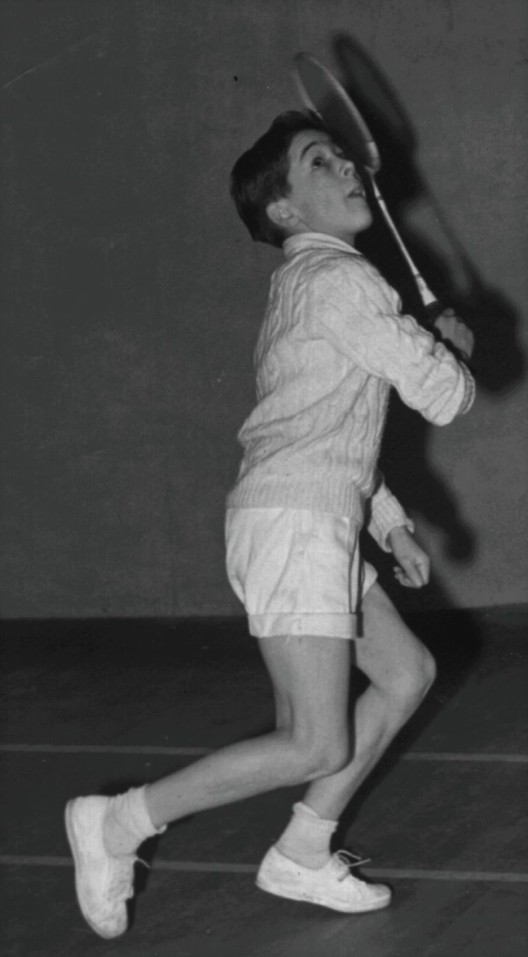 Badminton backhand Roger Mills
