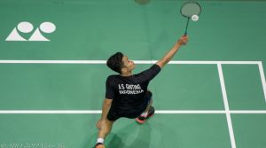 badminton long backhands