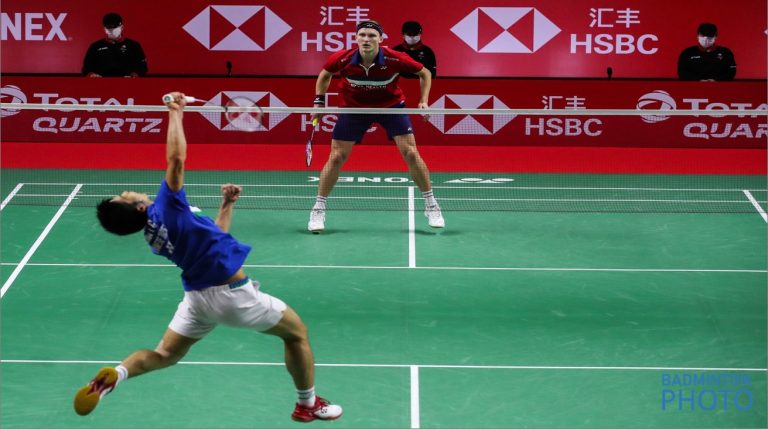 Badminton square defensive stances